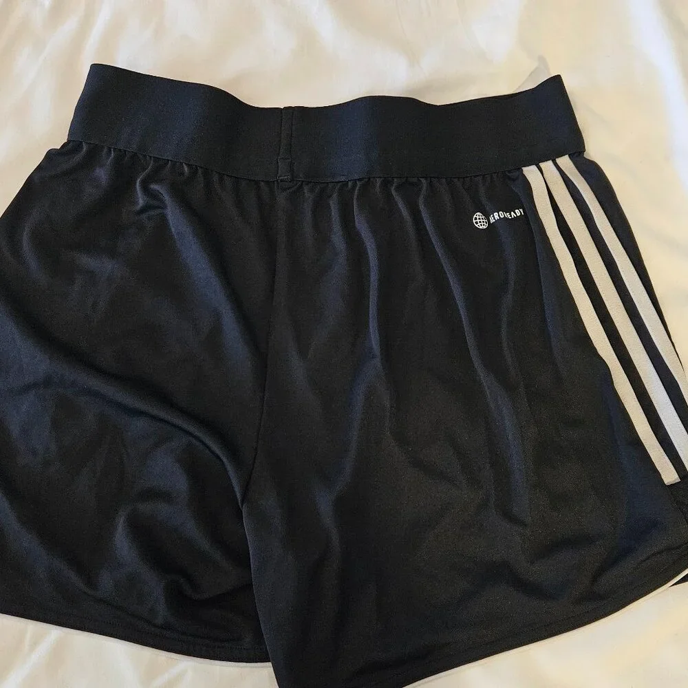 Adidas Shorts - Picture 7 of 8